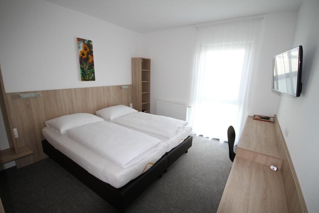 Bernstein-Motel Marchegg Dış mekan fotoğraf